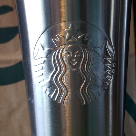 Starbuck\'s tumbler 24 oz NEW!!!! Bag included